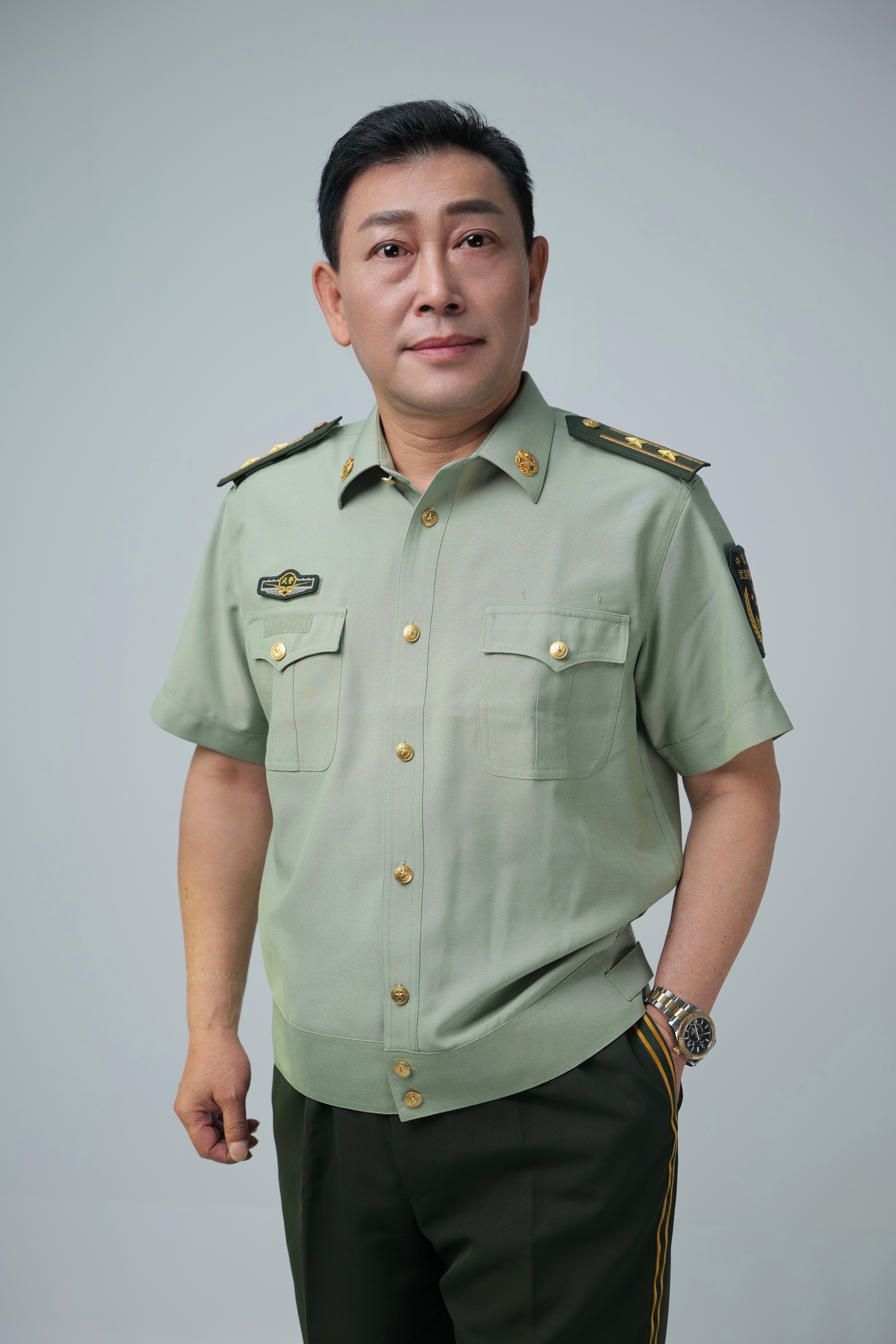  p data-id="tkgljxciwckr">演员肖伟,中国内地影视男演员,先后参与了