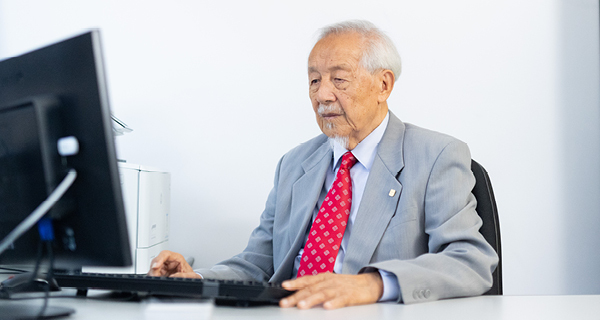 王士元（中国台湾“中央研究院”院士，语言学家，香港理工大学语言及认知科学讲座教授）_百度百科