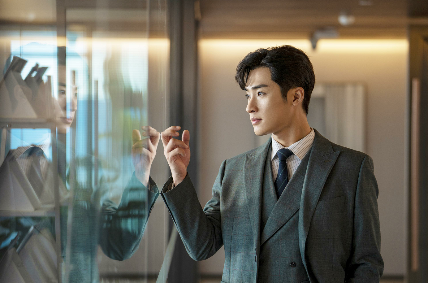 美味》是由郭恒执导, a target="_blank" href="/item/张赫/7190755"