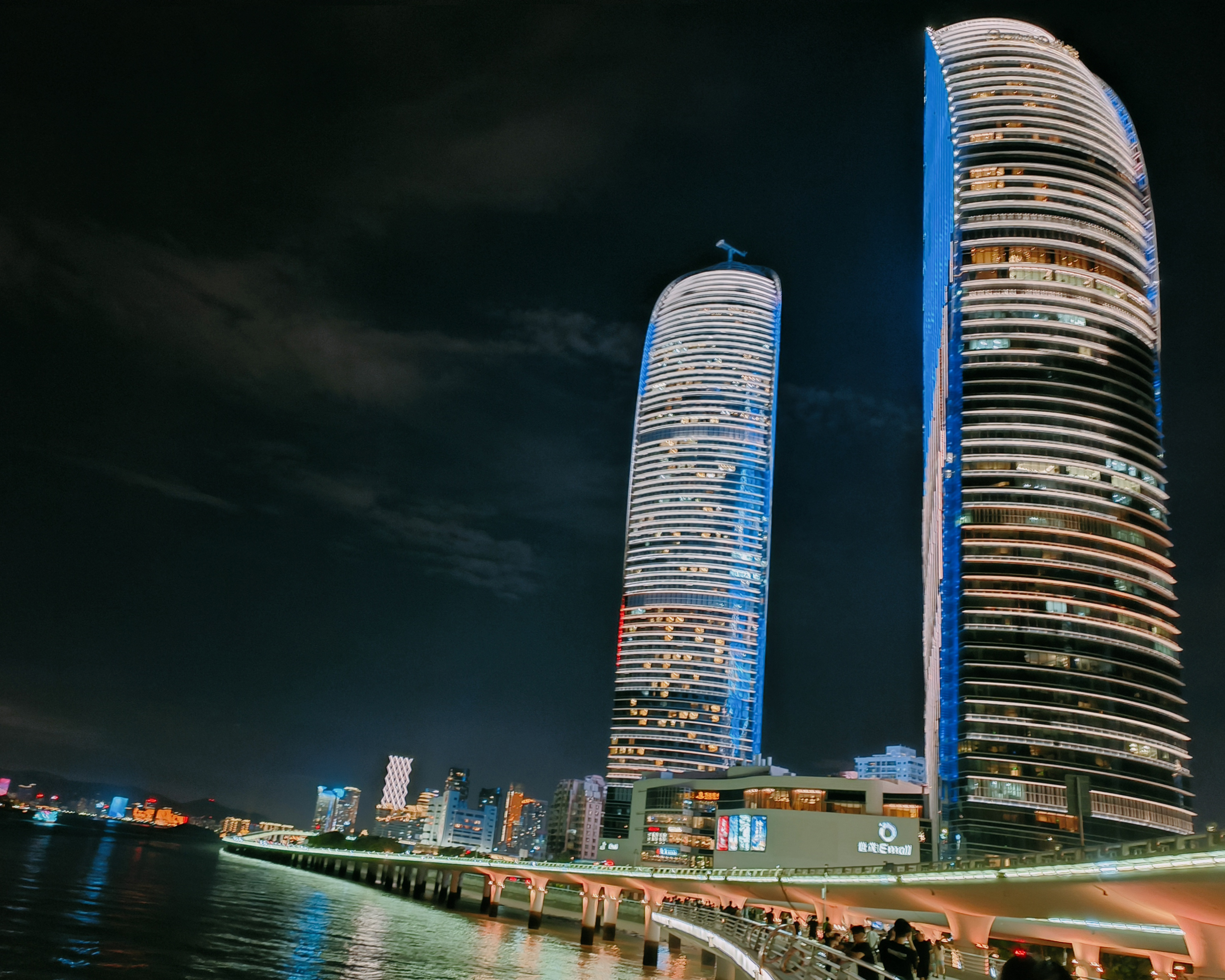 厦门世茂海峡大厦