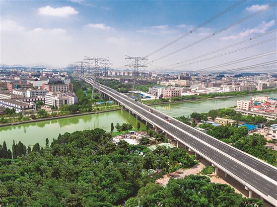 公路(guangzhou-zhongshan-jiangmen expressway),简称广中江高速公路