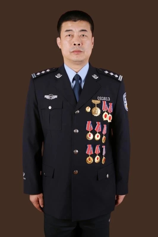  /p> p>据澎湃新闻援引公安部刑侦局消息,2021年3月1日,张岩因病医治