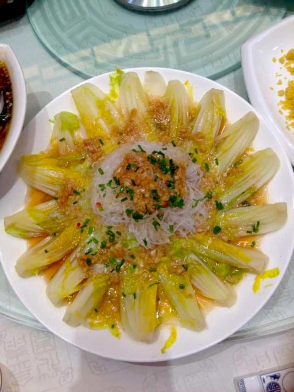 蒜香粉丝蒸白菜