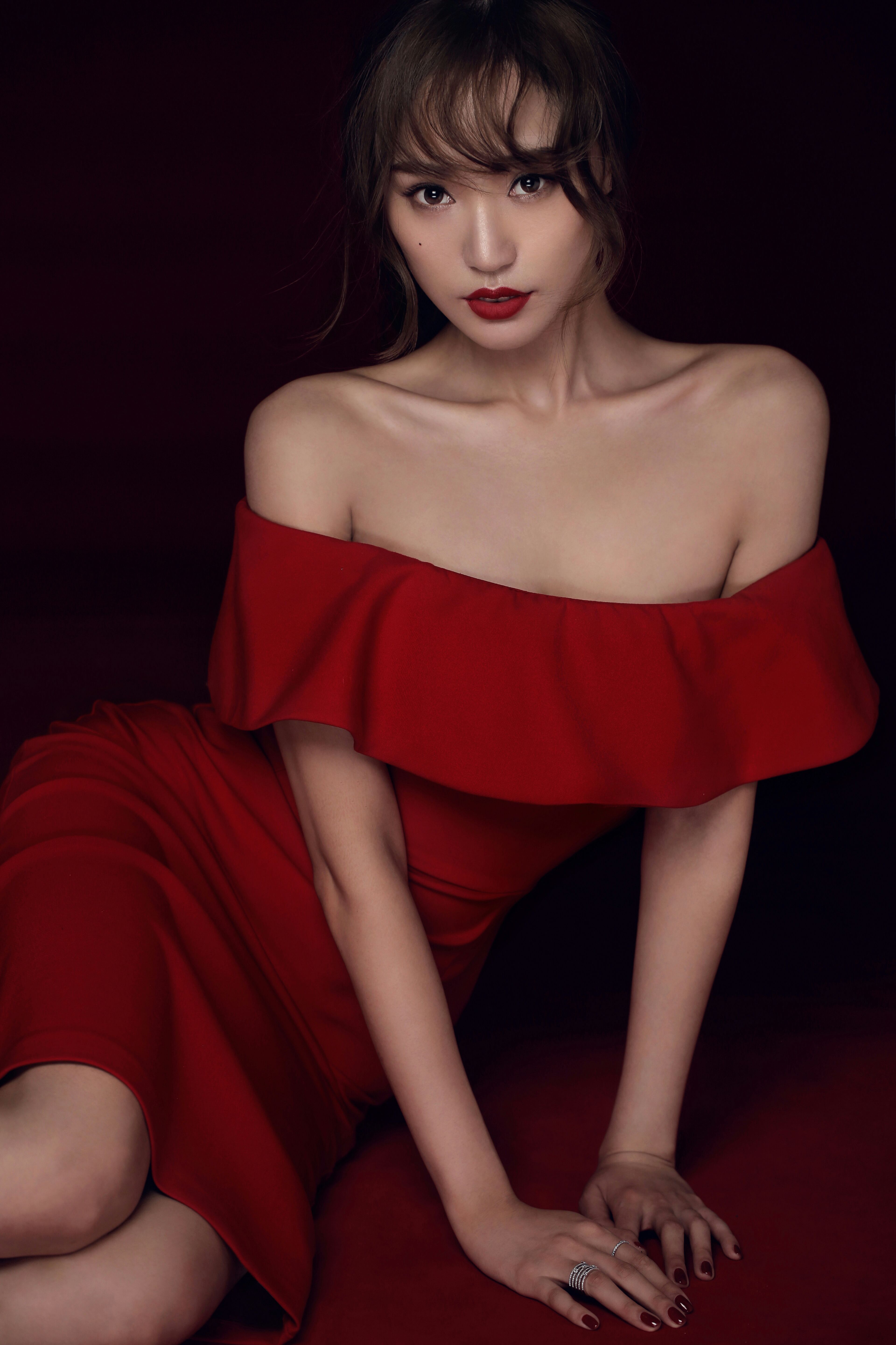 中国第一胸模吕晶