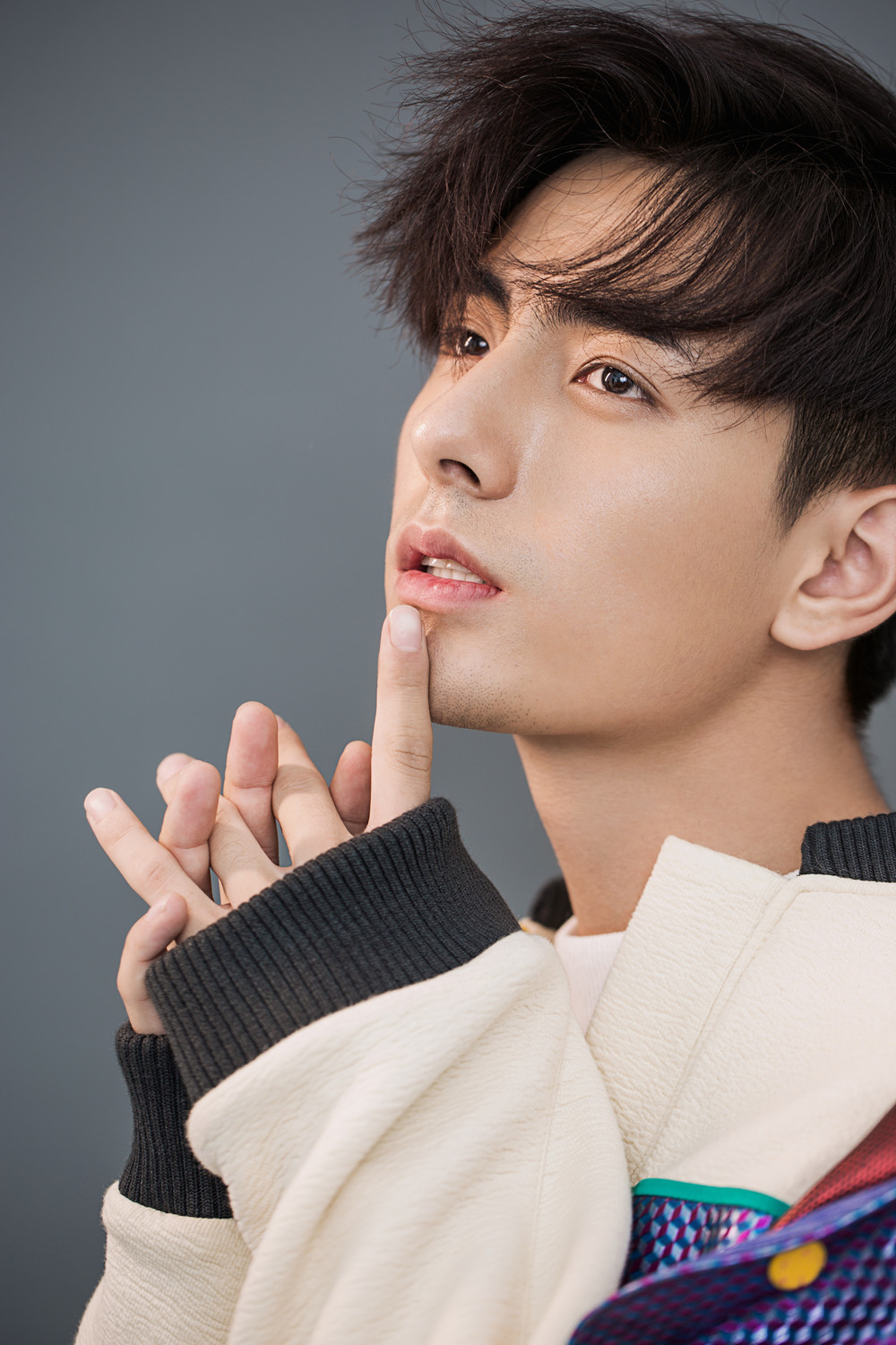  p>李豪,1995年1月9日出生于河南省焦作市,中国内地男演员.