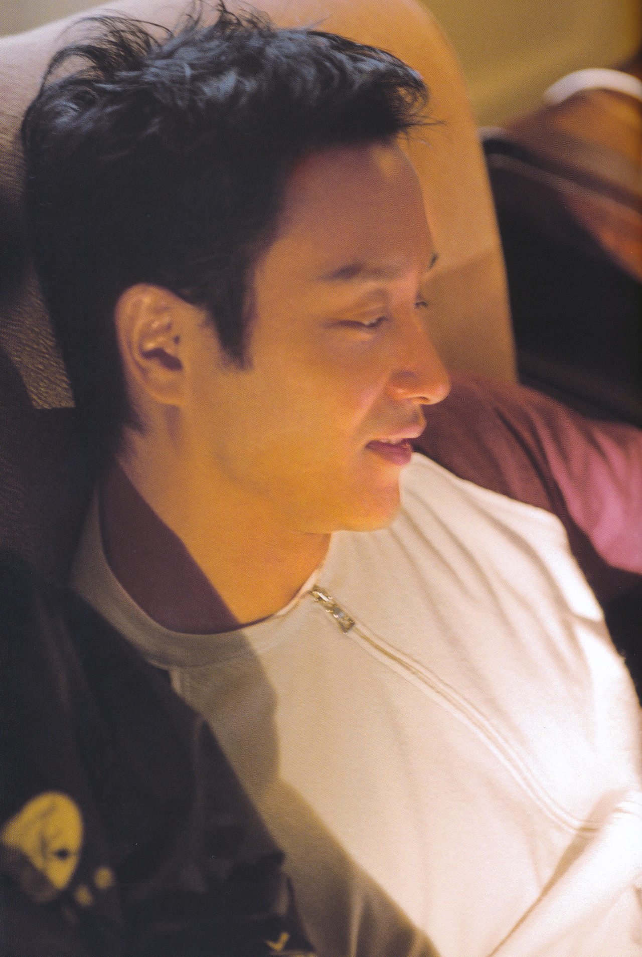  p>张国荣(1956年9月12日-2003年4月1日),出生于香港,中国香港男歌手