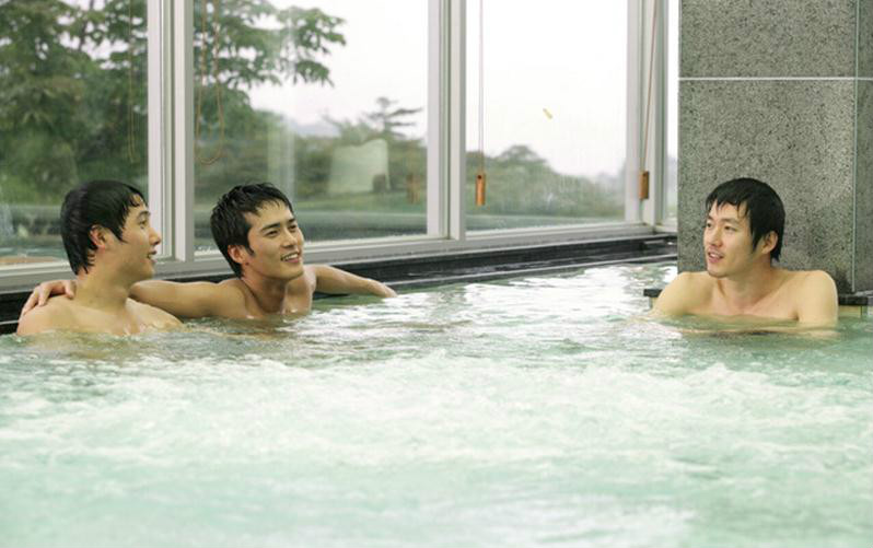  p>《顶楼的大象》是由郑承九执导, a data-lemmaid="5824">张赫 /a>