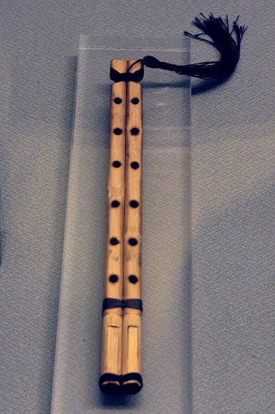 羌笛是我国古老的单簧 a target="_blank" href="/item/气鸣乐器