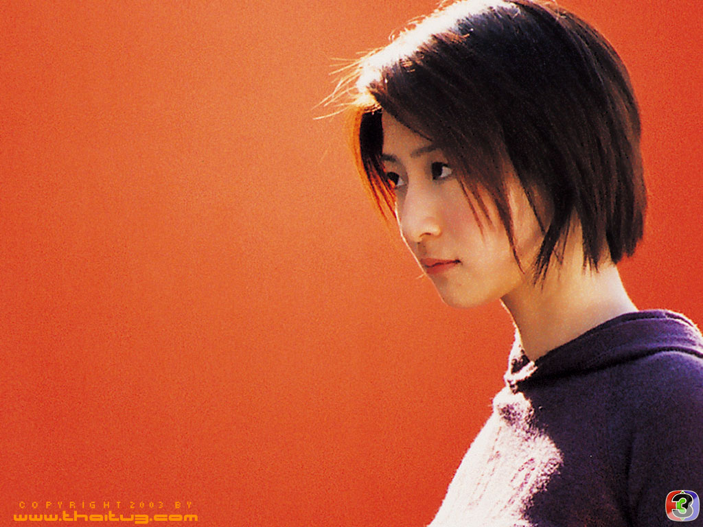  p>黄湘怡,出生于1980年12月17日,新加坡女歌手,台湾企业家.