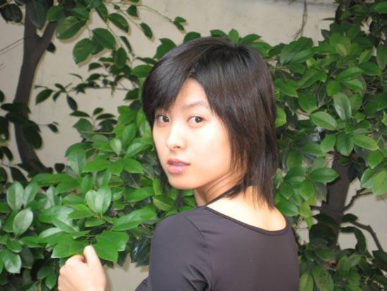  p data-id="gnvgiddn7t">郑萍,出生于甘肃省平凉市崆峒区, a target=