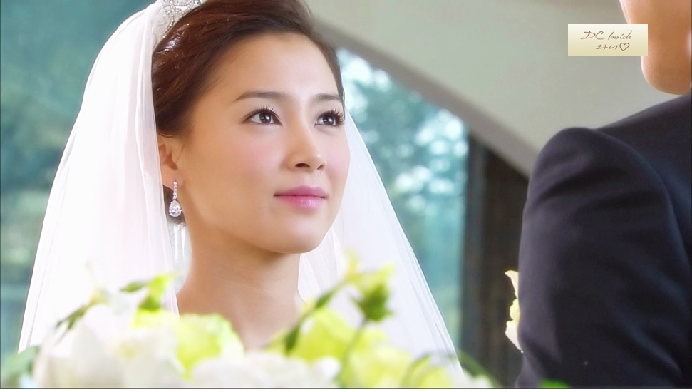  p>南相美,1984年5月3日出生于韩国,韩国影视女演员.