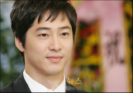 ">韩惠珍 /a>, a href="#" data-lemmaid="9803178">姜至奂 /a>, a