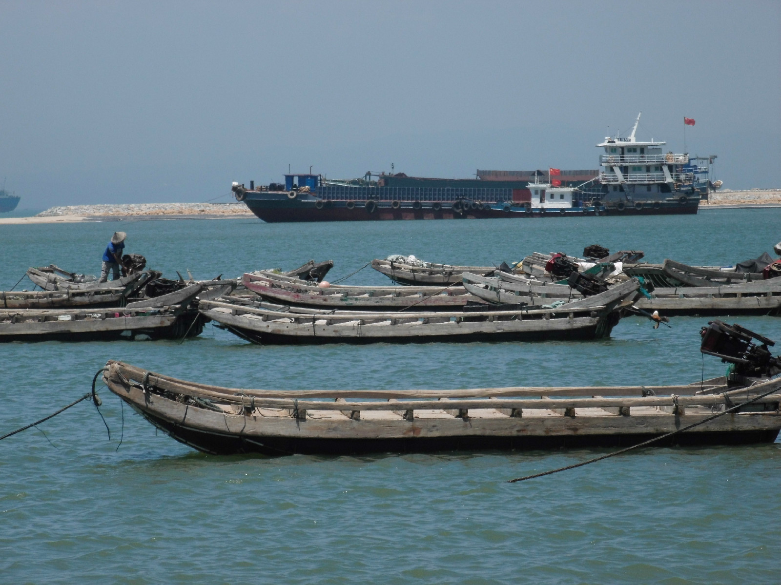  p>古雷镇位于中国福建省漳州市漳浦县南端的古雷半岛上.