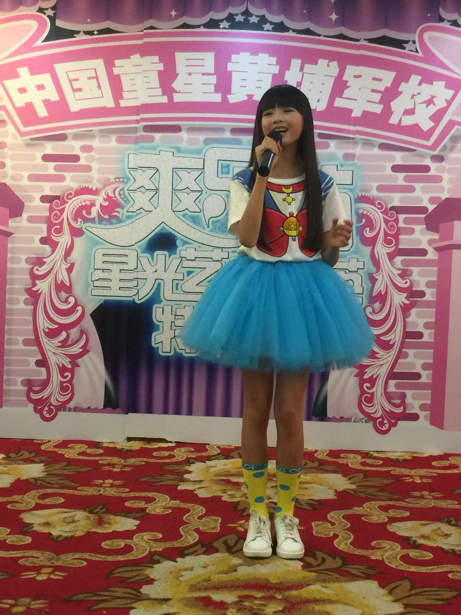  /p> p>2012年8月王巧签约中国 a target="_blank" href="/item