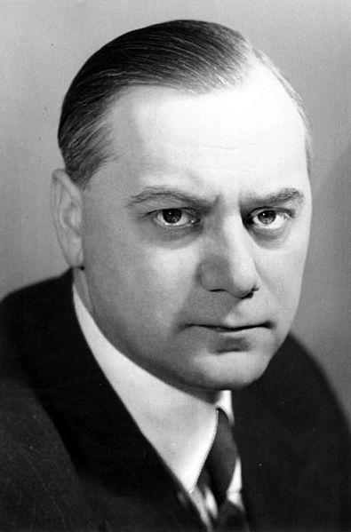  p data-id="gnbkmsjnqi">阿尔弗雷德·罗森堡(alfred rosenberg,1893