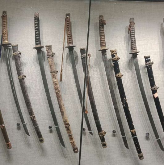 谁说将官刀一定比尉官刀好？军博展陈日本军刀观赏指南与铭牌纠偏_百科TA说