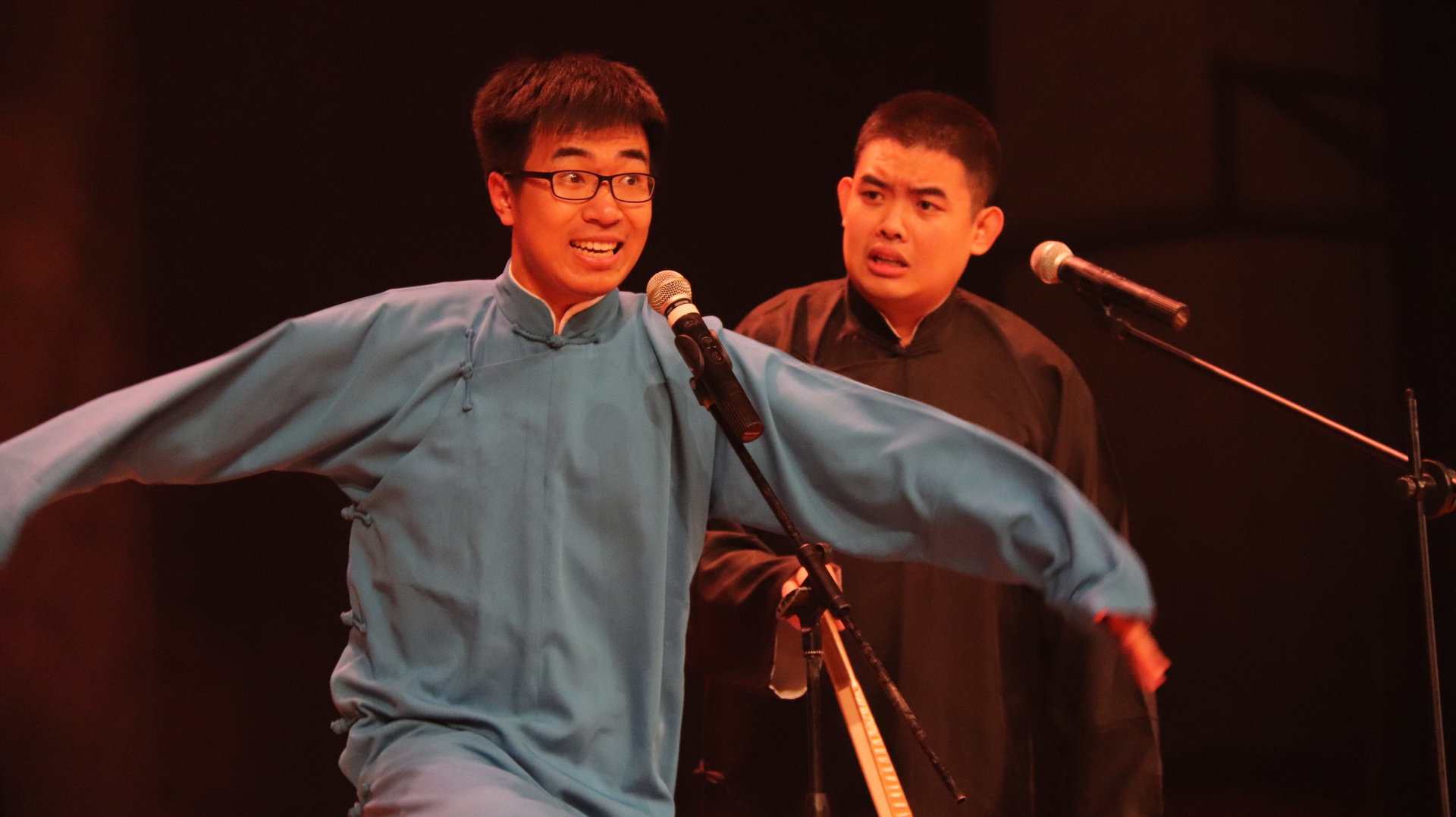  p>赵楠,1996年2月9日出生于山西省阳泉市,青年相声演员, a target="