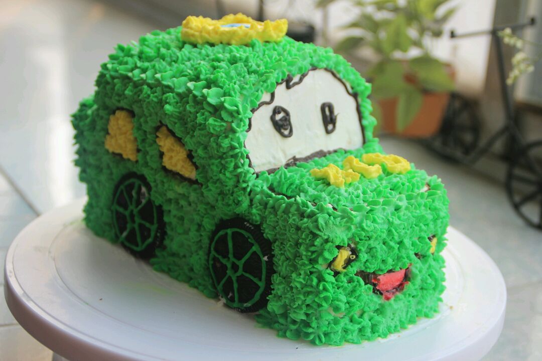 抹茶水果小汽车蛋糕