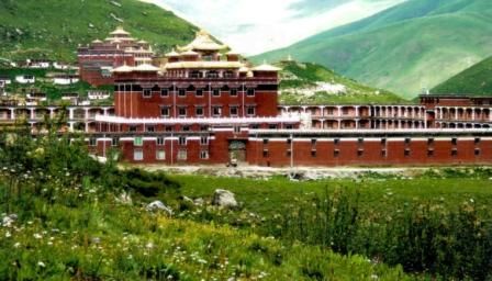 佐钦五明佛学院