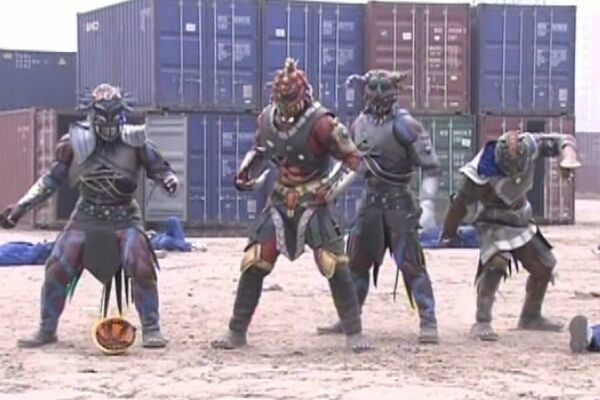 沙芬塔,是国产特摄剧《 a target="_blank" href="/item/铠甲勇士刑天