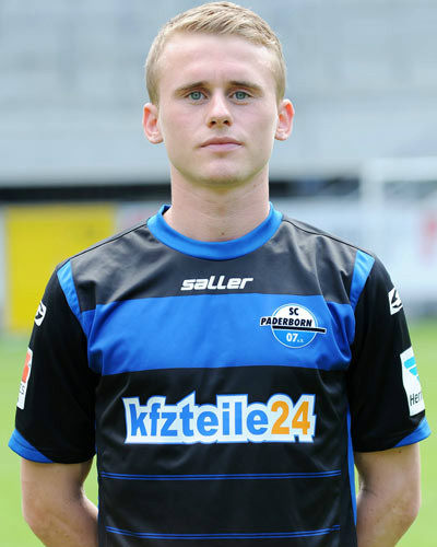  p>维克托·迈尔,是一名德国足球运动员. /p>