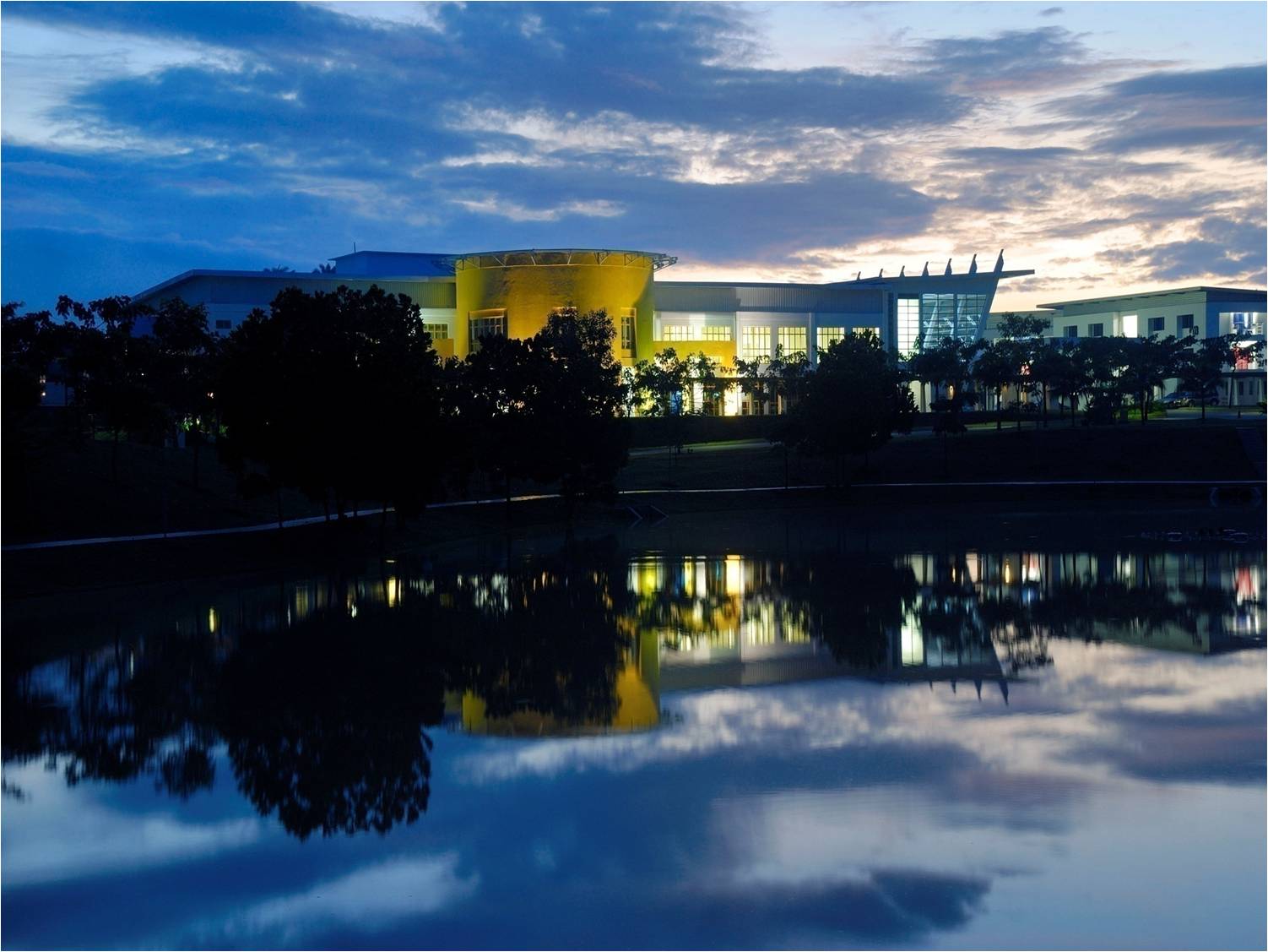 诺丁汉大学马来西亚分校