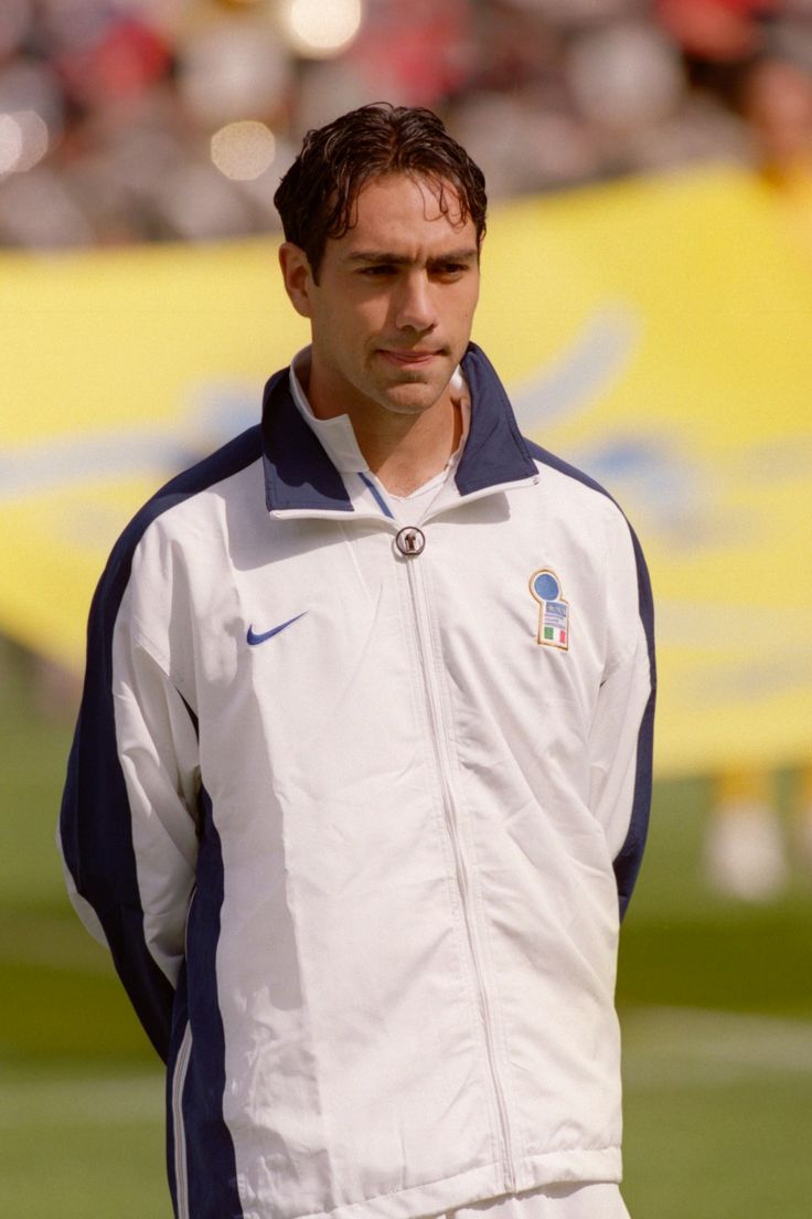 亚历山德罗-内斯塔