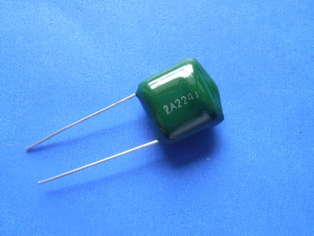  p data-id="gnbu2mzuma">涤纶电容(polyester capacitor)是指用两片