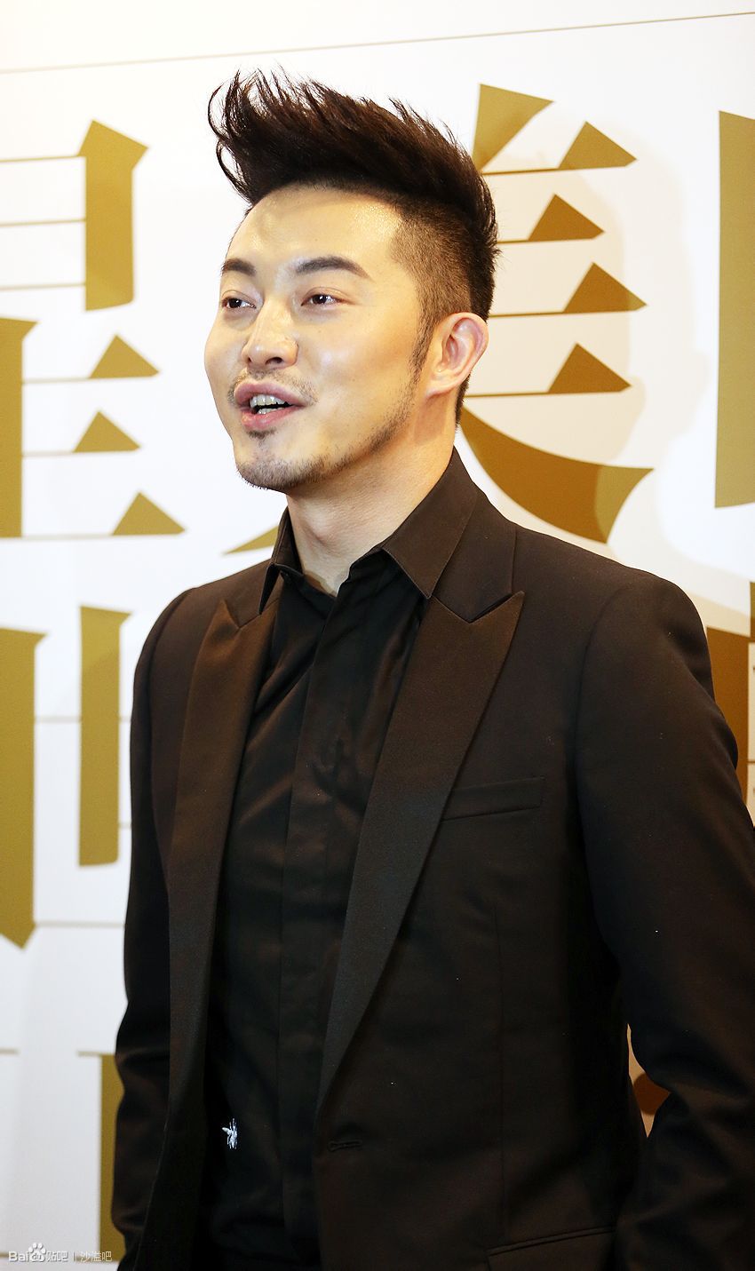  p>沙溢,1978年2月15日出生于 a target="_blank" href="/item/吉林省