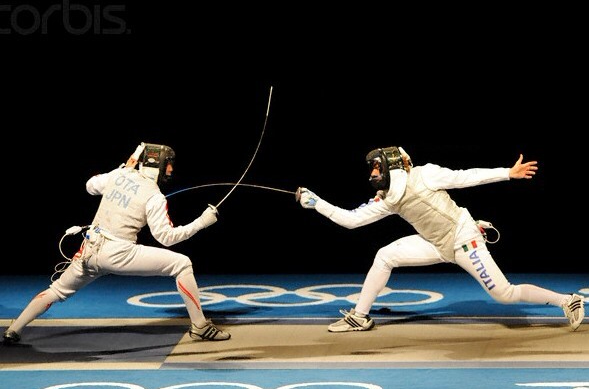  p>击剑(fencing)是剑类运动之一.