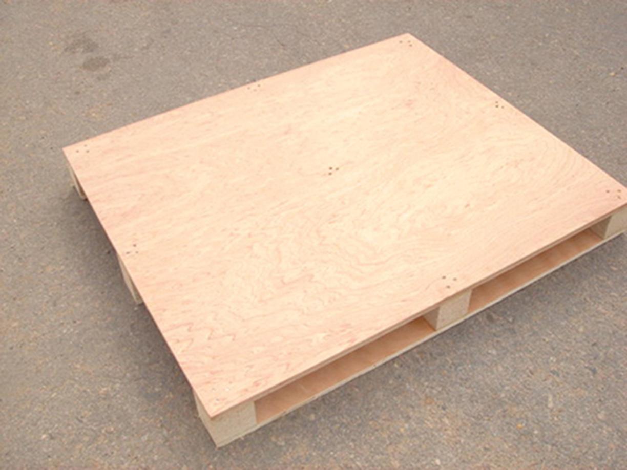  p>木托盘,是以天然木材为原料制造的托盘.是现在使用最广的托盘.