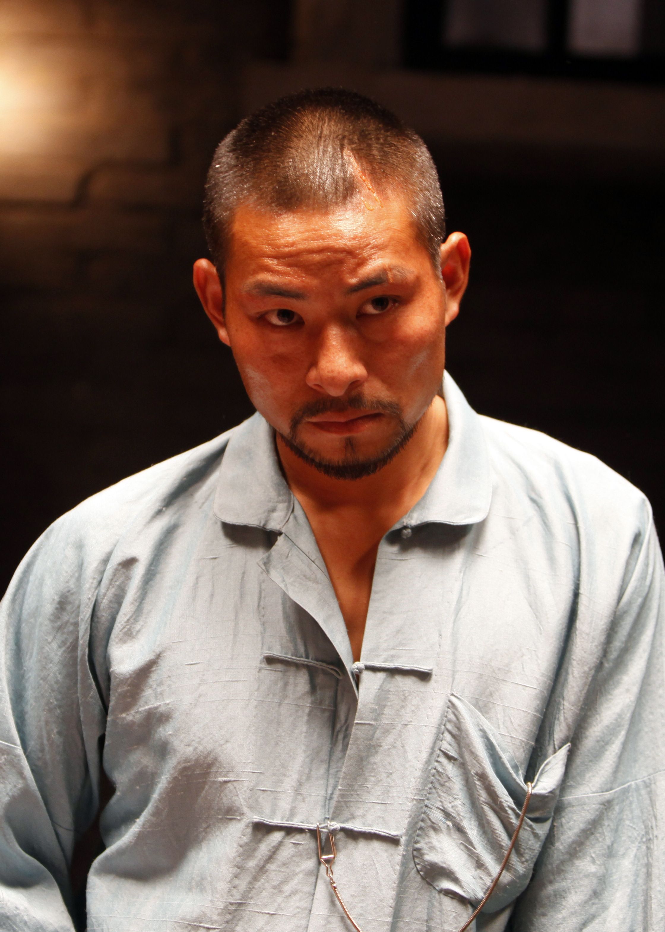  p>《让子弹飞》是由 a target="_blank" href="/item/姜文/1168186"