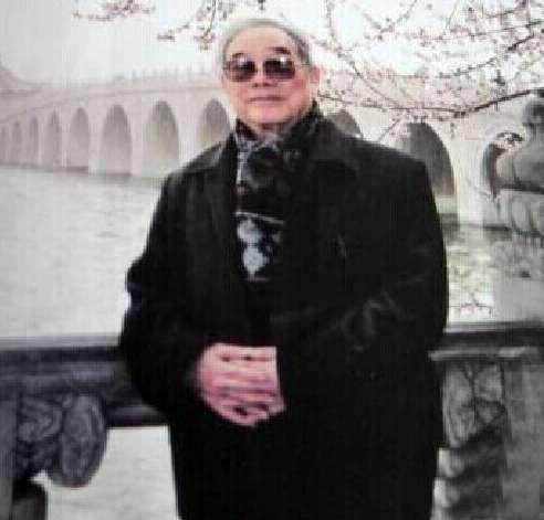哥是政治局常委，他却蹲牛棚；他不为人知，却当过共和国元帅秘书_百科TA说