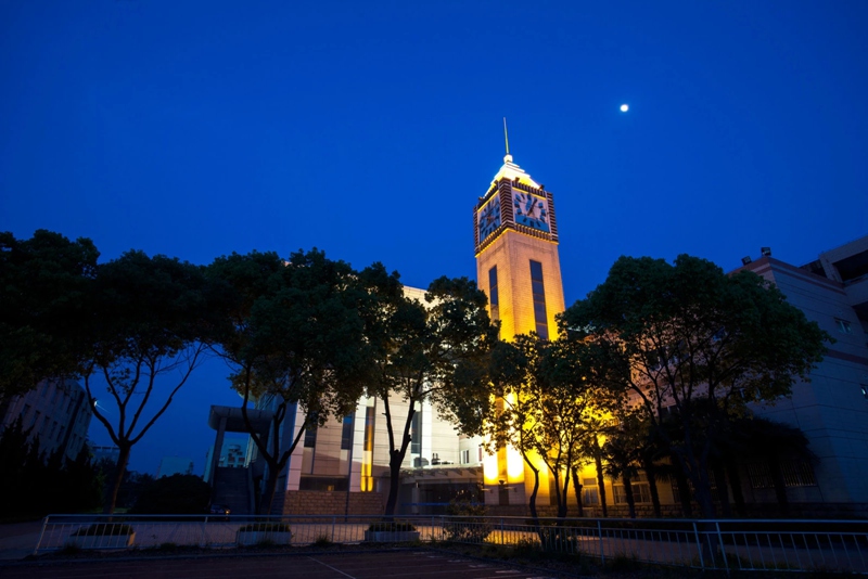 江苏省江都中学