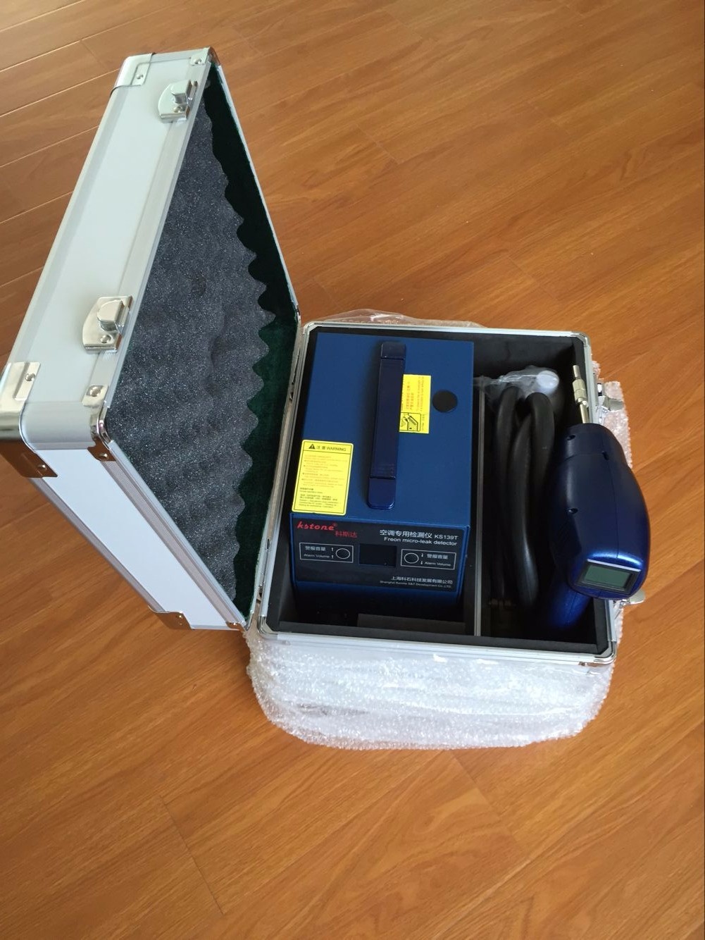 高精度便携式sf6定量检漏仪