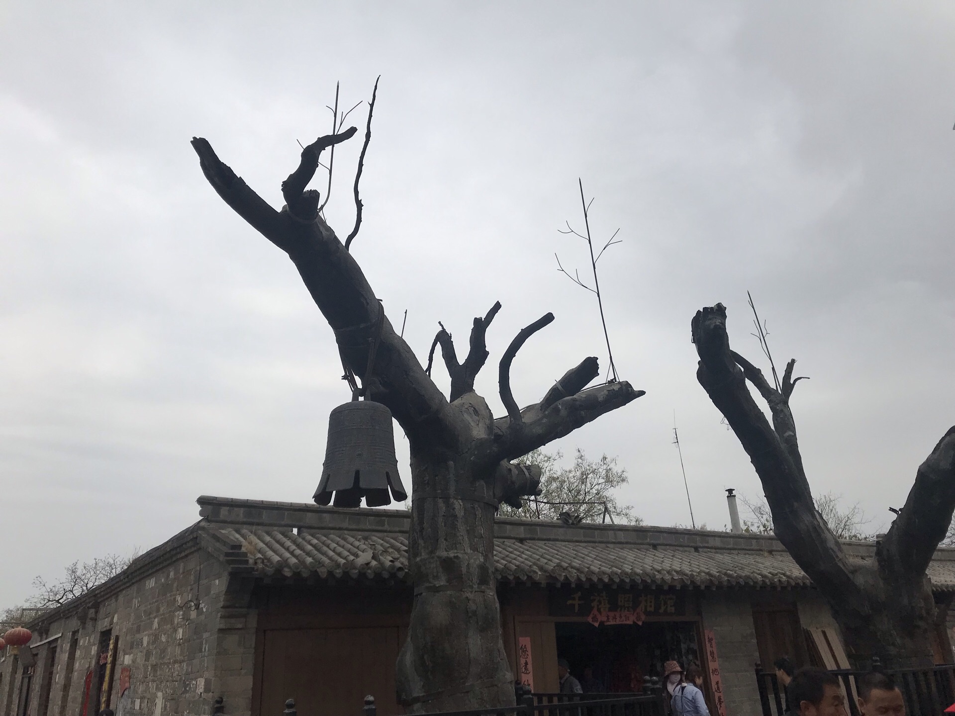  p>冉庄地道战遗址,位于保定市 a target="_blank" href="/item/清苑