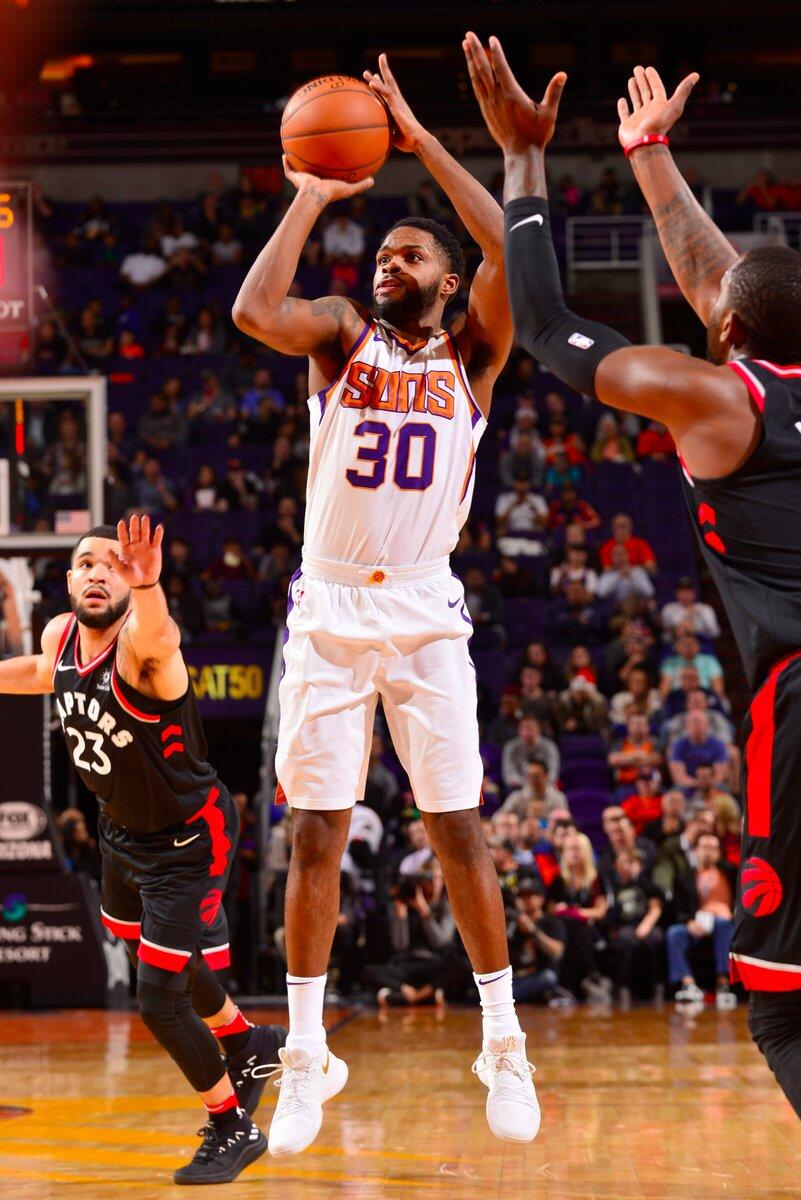 特洛伊·丹尼尔斯