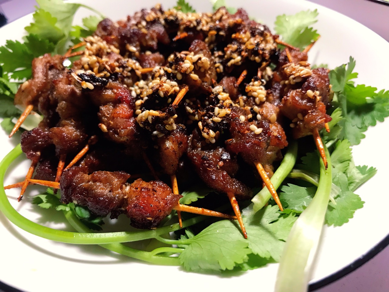 孜然飘香牙签肉