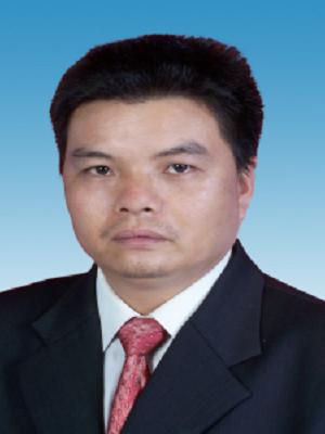 现任贵州省册亨县自然资源局党组成员,副局长