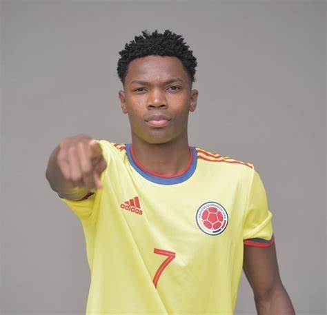  p data-id="tznrd7oamhif">豪尔赫·卡韦萨斯(jorge cabezas),全称