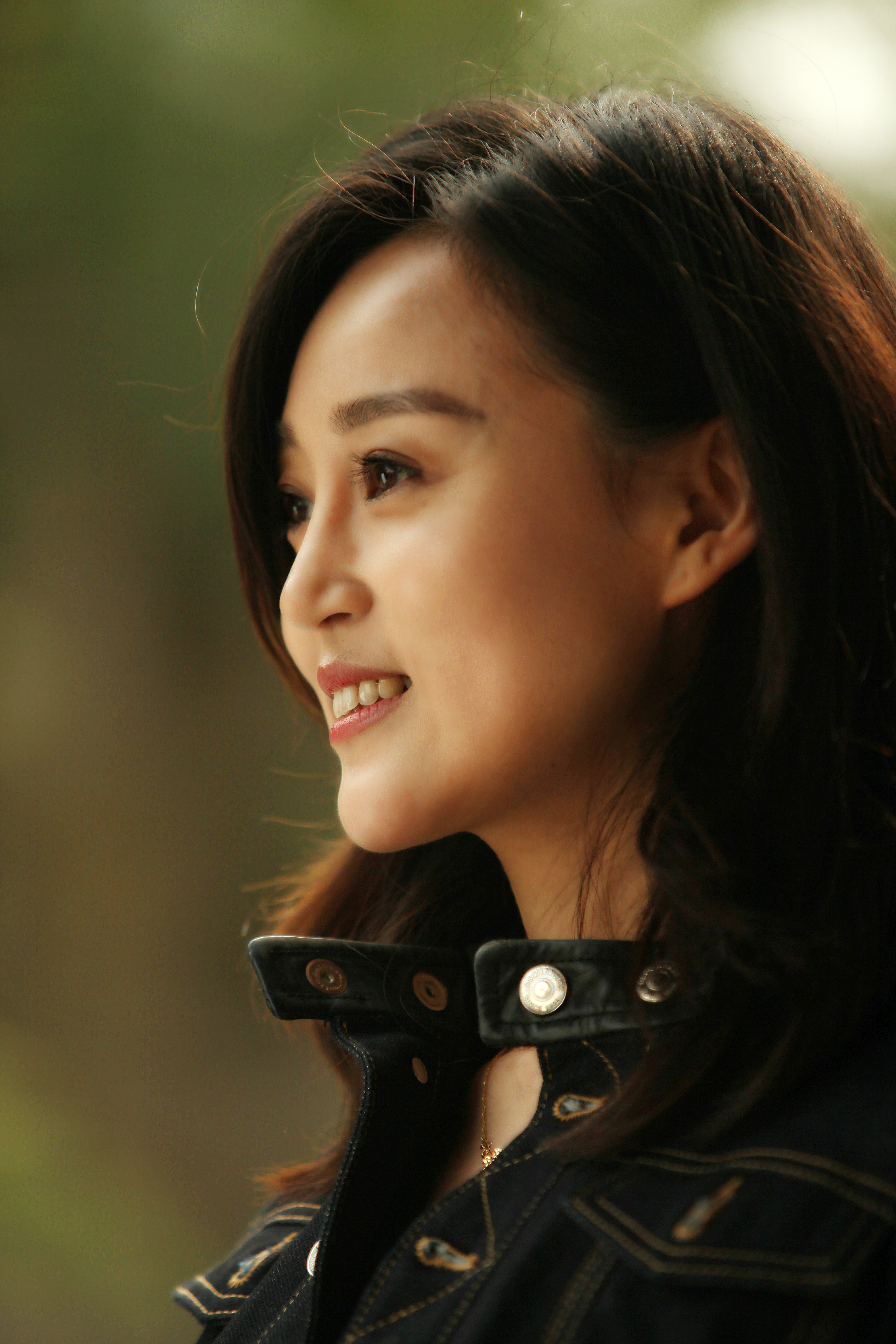  p>闫子墨(原名:闫婕),出生于陕西省,毕业于 a target="_blank" href=