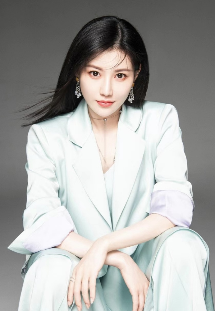 侯梦瑶（中国内地影视女演员）_百度百科