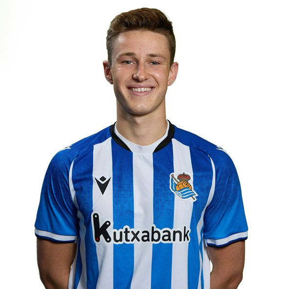 贝尼亚特·图连特斯