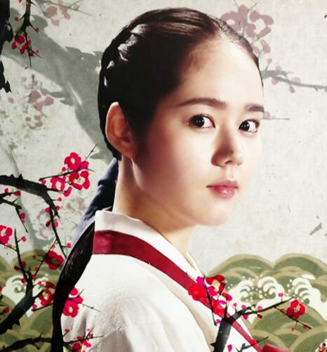 han ga in),本名金贤珠
