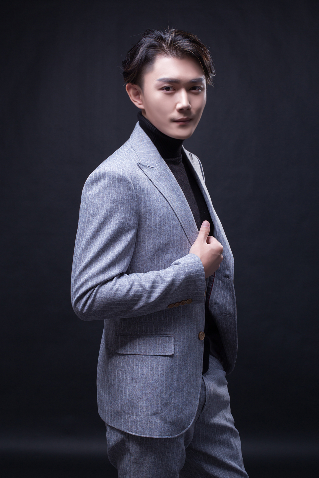  p>李瑞,1991年12月5日出生,中国内地影视男演员.