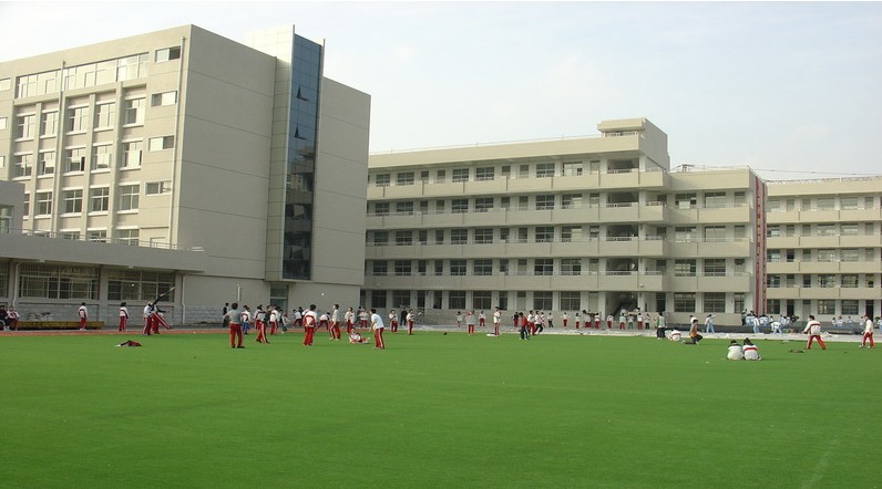  p data-id="gnaq57kwj3">南航附属初级中学是一所文化积淀深厚,内涵