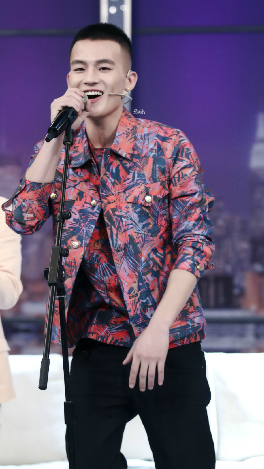 年 a target="_blank" href="/item/北京光线影业有限公司/14439507"