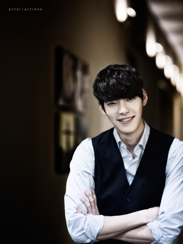  p>金宇彬(         ),本名"金贤中",1989年7月16日出生于韩国首尔