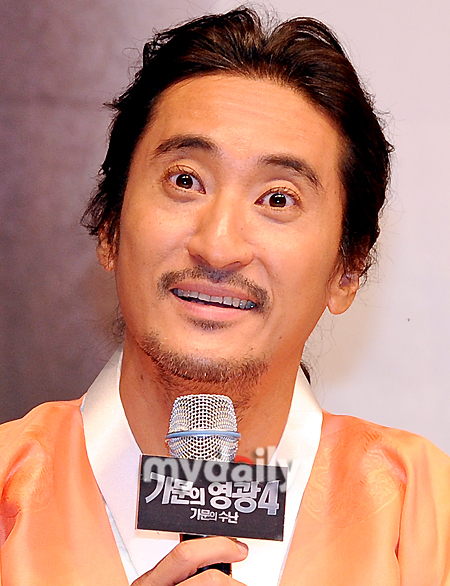  p>申贤俊(shin hyeon jun),1968年10月28日出生,毕业于韩国 a target