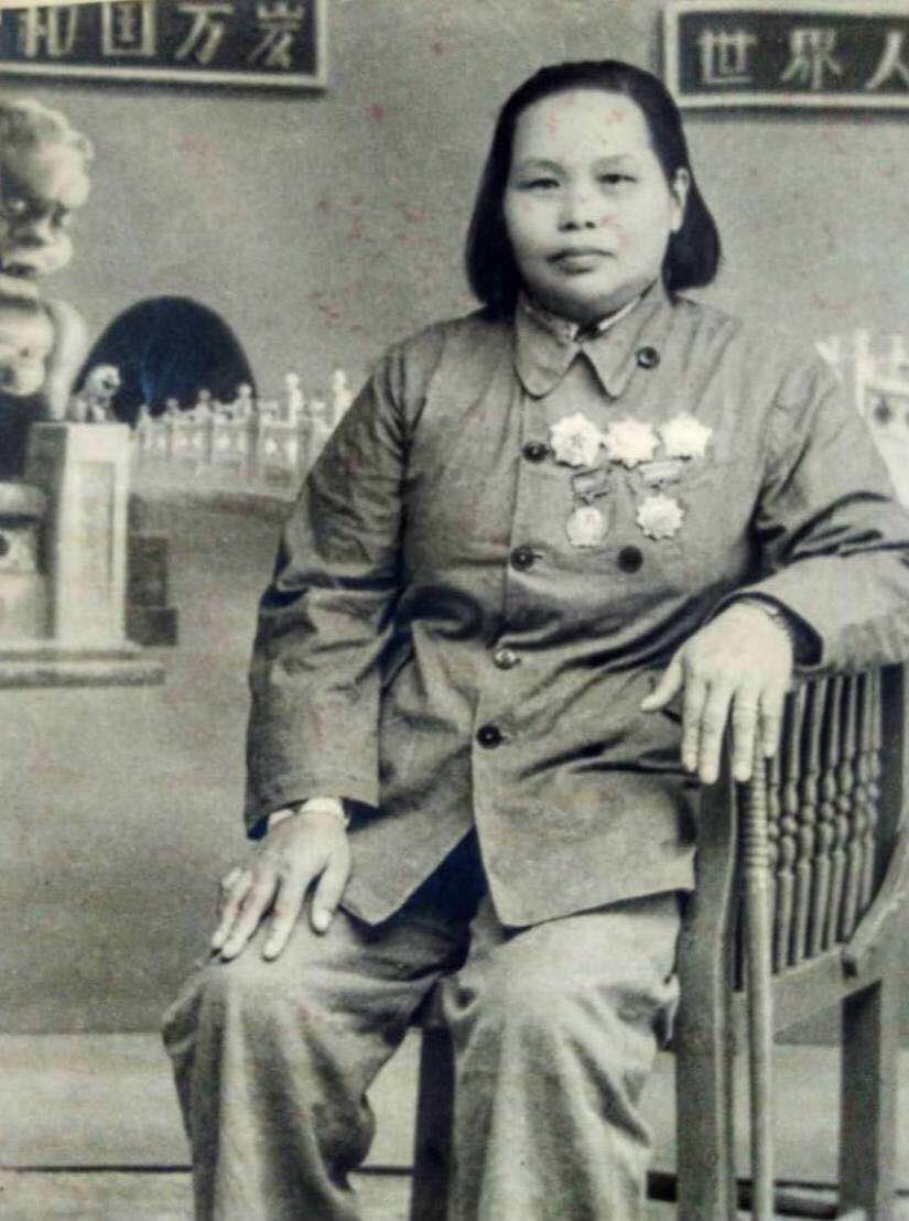 3-1991.4.6),四川省阆中人,开国少将白志文夫人.